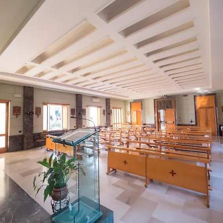 Paolina Hotel 2*