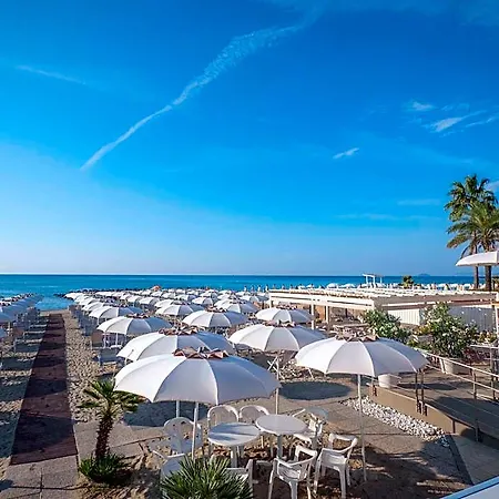 Paolina Otel 2*